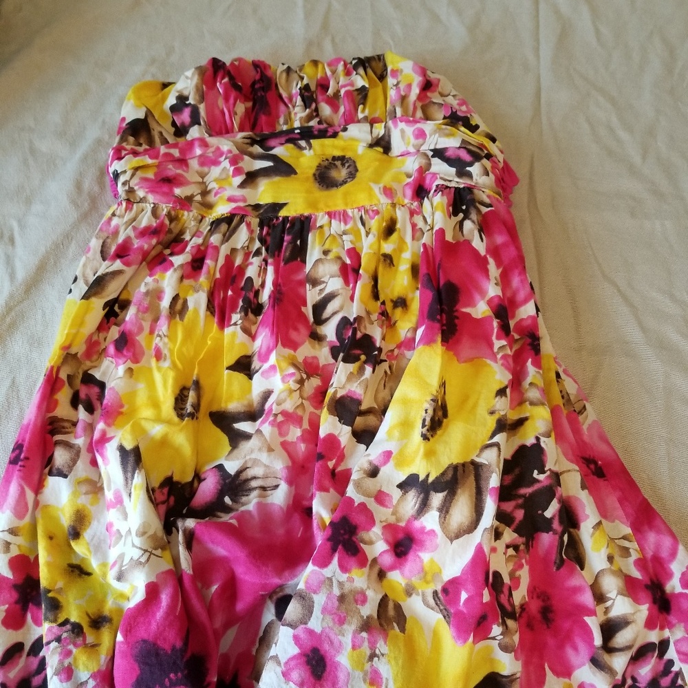 Flower Power - Strapless Dress
